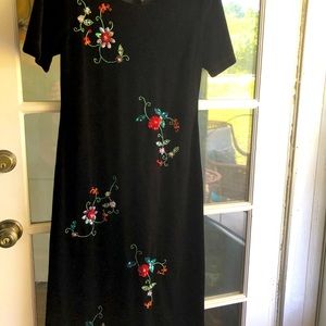 Vintage SNL fashion black velvet dress